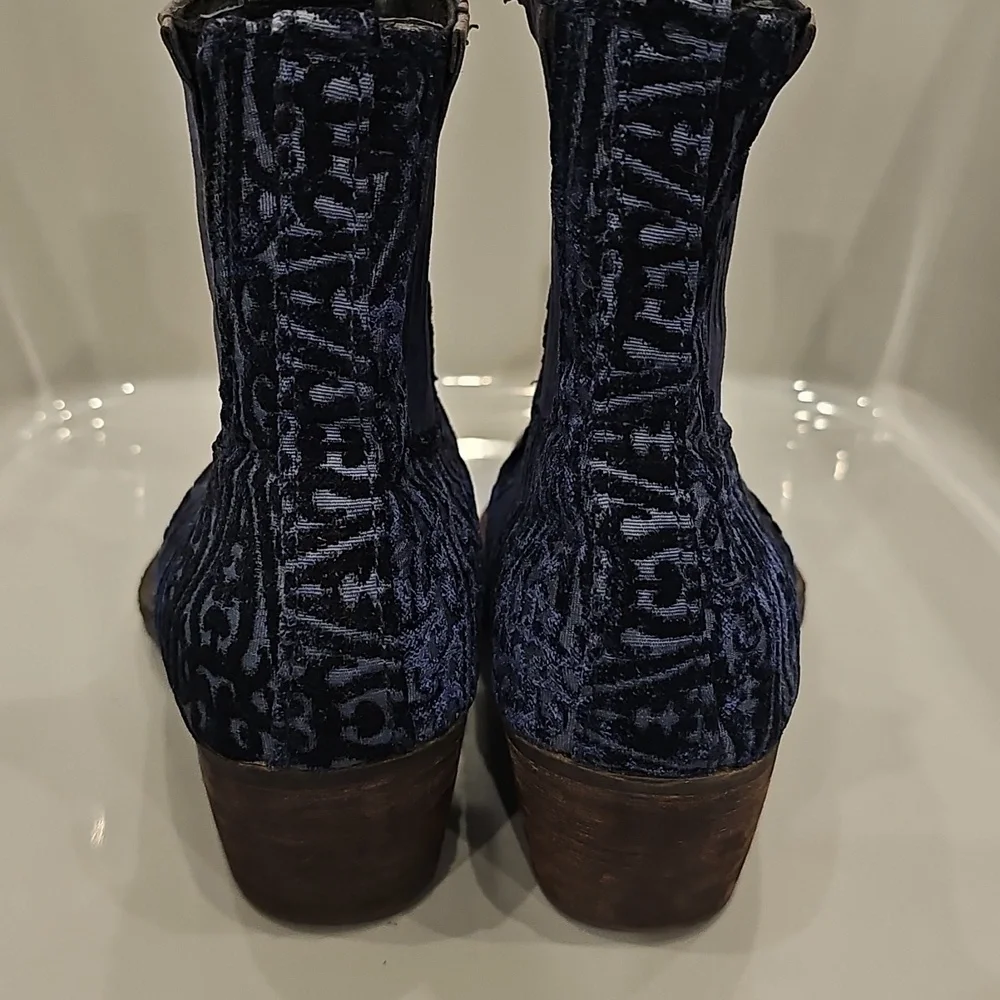 Jeffrey Campbell new poshmark